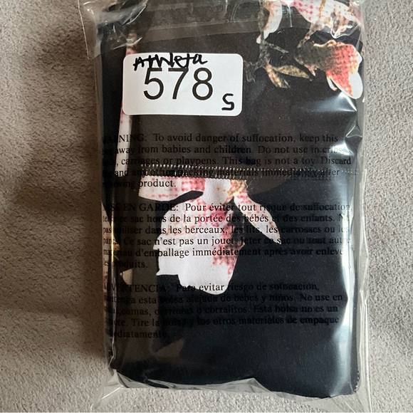 Athleta Magnolia Salutation Stash Pocket Leggings Size Small Floral/Black 305922 - Picture 13 of 13